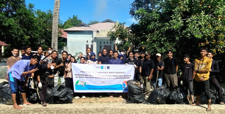 Universitas Malikussaleh melakukan pengabdian Masyarakat di Desa Rayeuk Kareung, Kota Lhokseumawe pada Minggu (29/9/2024).