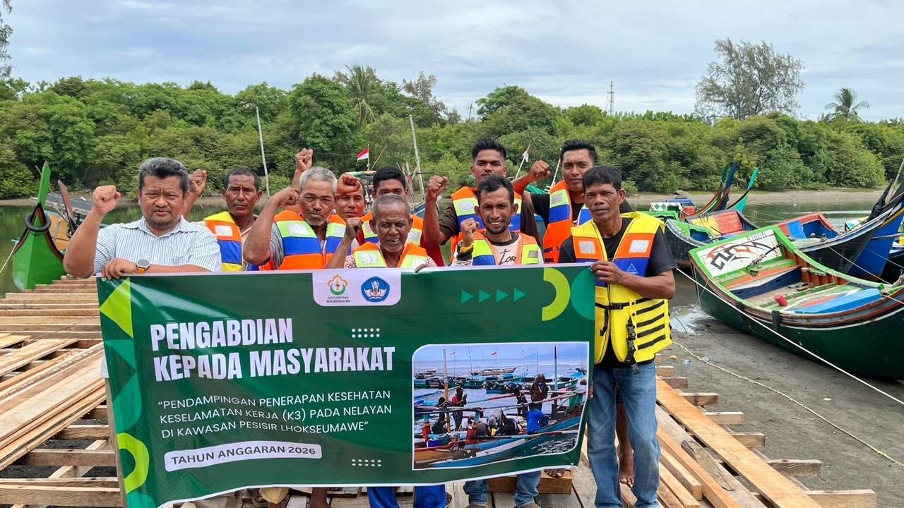 Dosen Teknik Sipil Unimal Dampingi Nelayan Blang Pulo Terapkan K3 Saat Melaut