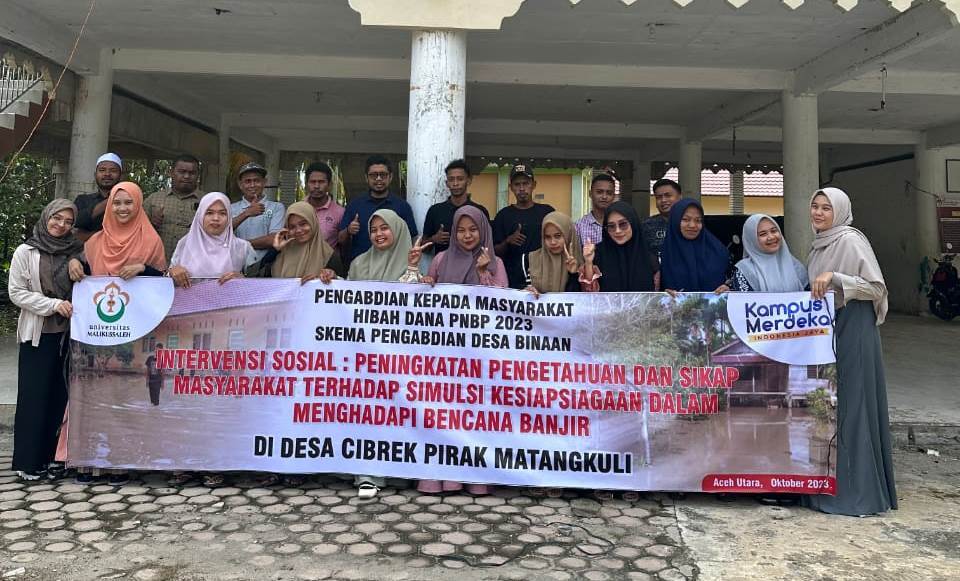 Dosen Unimal Adakan Simulasi Bencana Banjir di Ceubrek Pirak